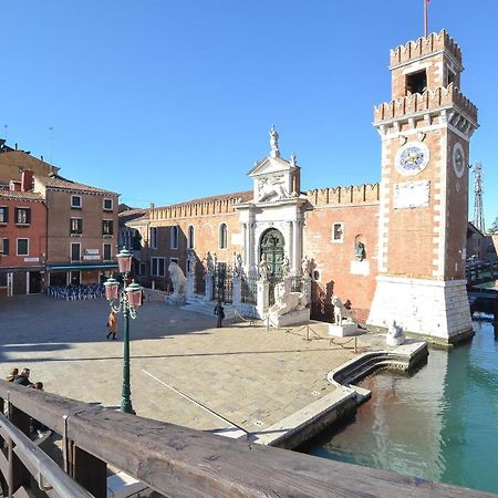 Stunning Apartment In Venezia With Kitchenette Exteriör bild